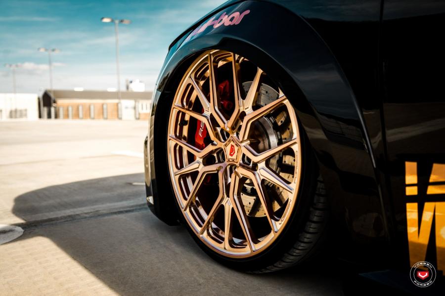 Детали экстерьера Audi TT RS on Vossen Wheels (M-X3) 2018 года  (фото 20 из 31)
